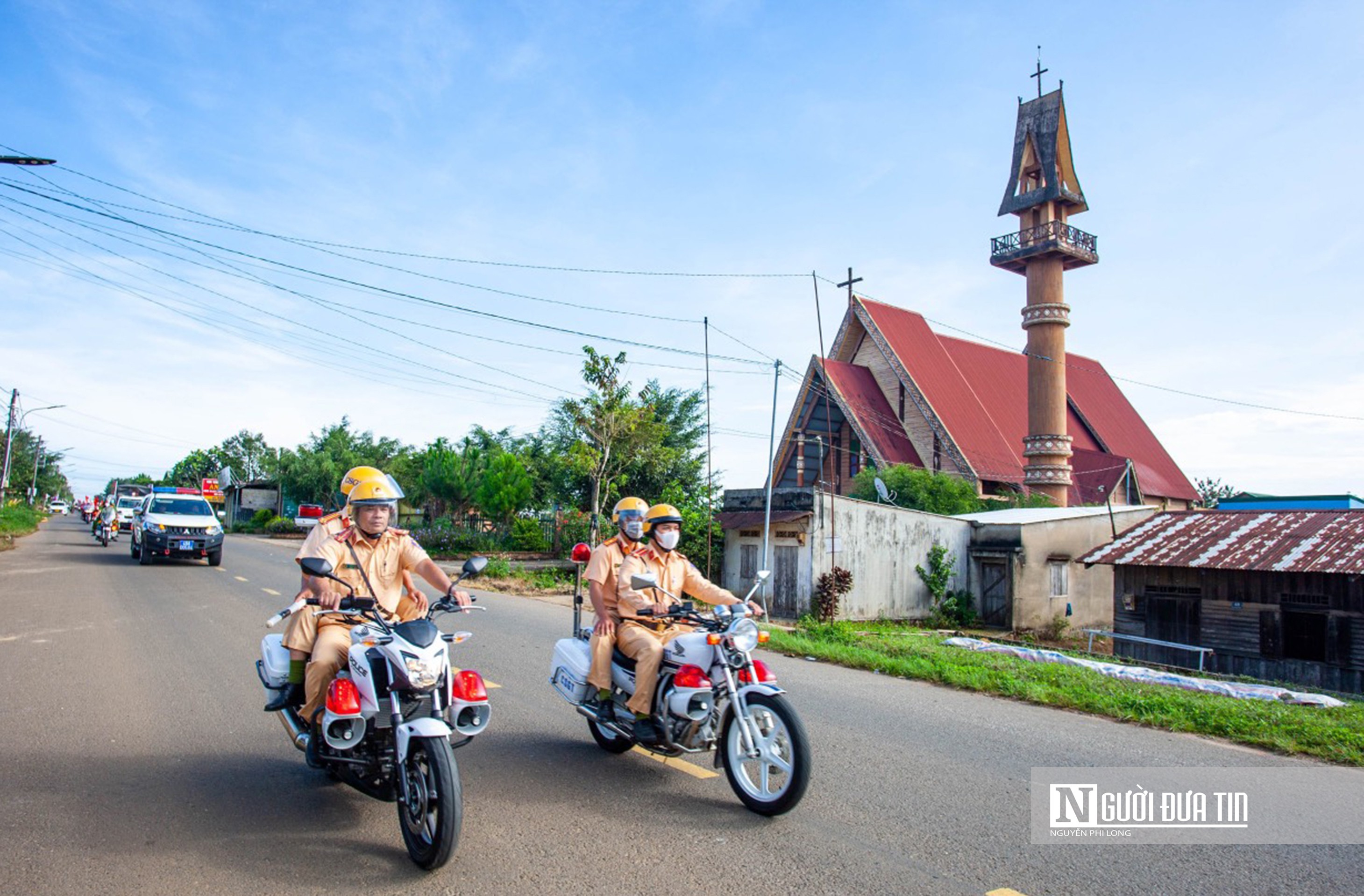 Sự kiện - Lâm Đồng: Ra quân tấn công trấn áp tội phạm dịp Festival Hoa Đà Lạt 2022 (Hình 12).