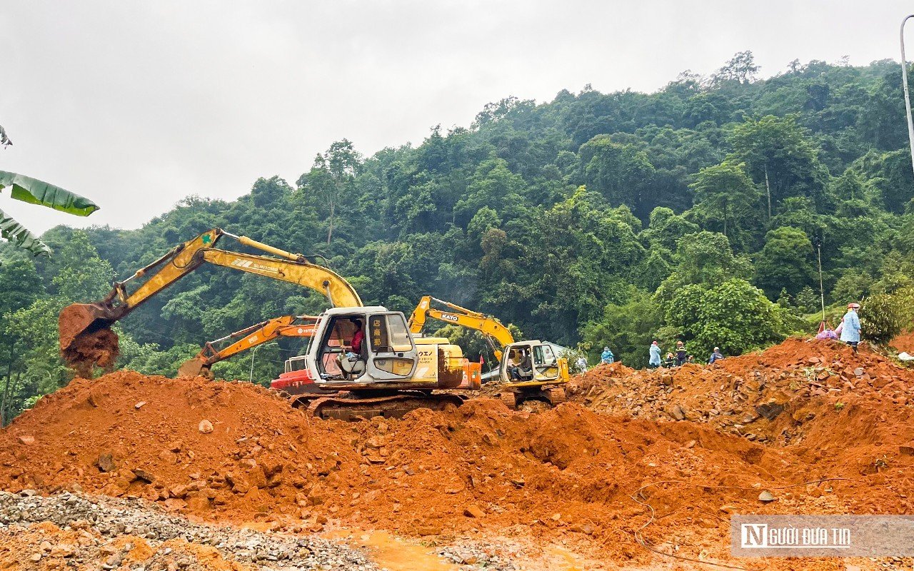 Dân sinh - Đã tìm thấy thi thể nạn nhân còn lại trong vụ sạt lở đèo Bảo Lộc (Hình 4).