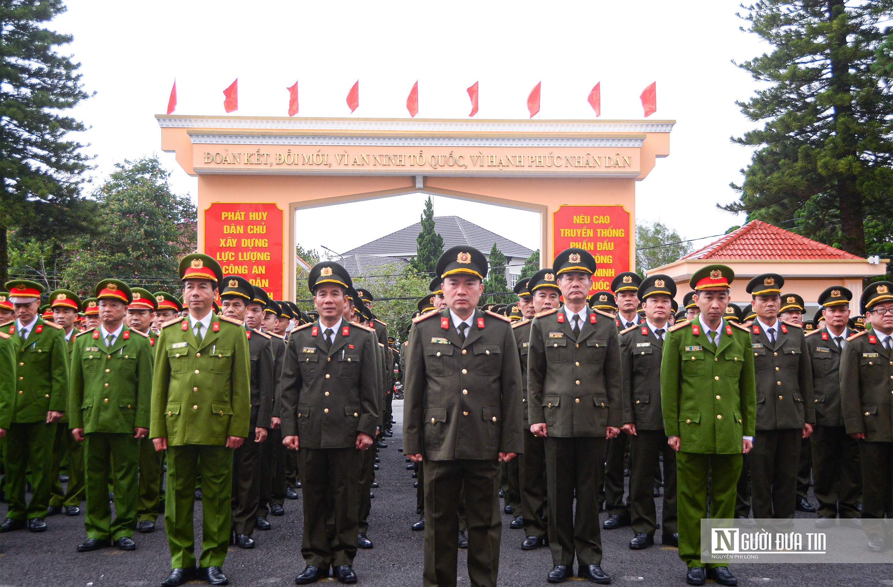 An ninh - Hình sự - Phát động thi đua học tập tấm gương anh dũng hy sinh của 3 cán bộ CSGT (Hình 3).