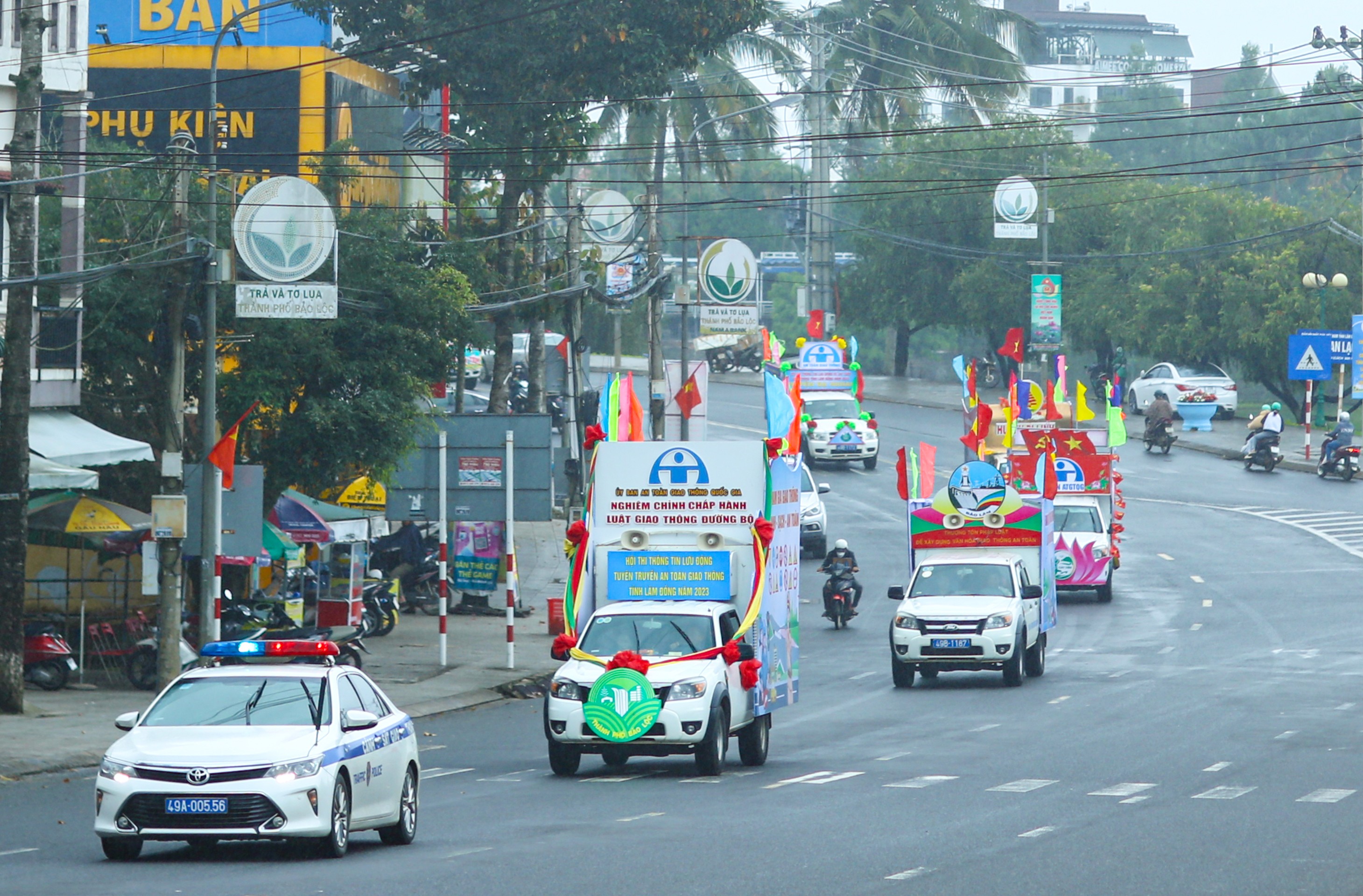 Văn hoá - Lâm Đồng: Tổ chức Hội thi Thông tin lưu động tuyên truyền về ATGT (Hình 5).