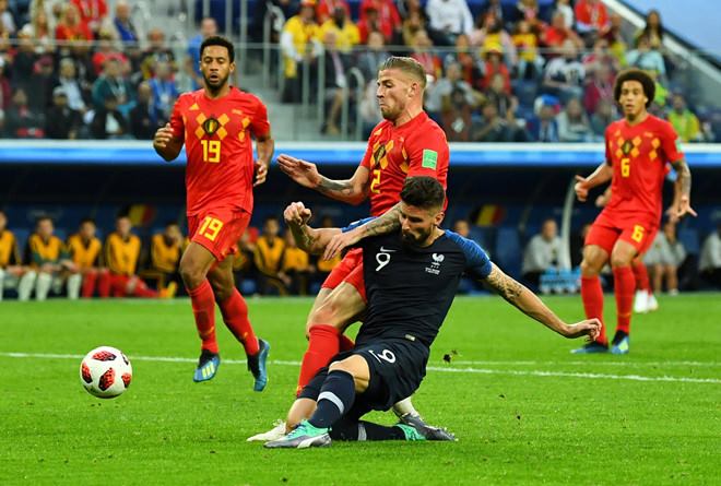 Toàn cảnh trận đấu bán kết Pháp vs Bỉ: 'Gà trống Gô loa' đả bại 'Quỷ đỏ' (Hình 11).