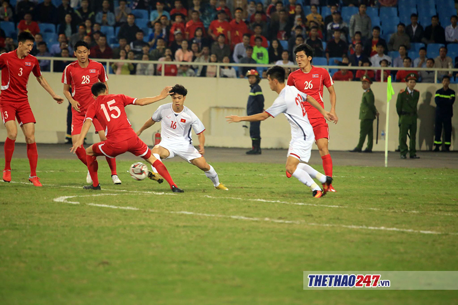 Thể thao - Trực tiếp bóng đá giao hữu Việt Nam-Triều Tiên: Tỉ số 1-1 và cuộc so tài đặc biệt trên sân Mỹ Đình (Hình 3).