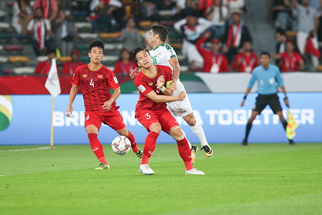 Thể thao - Trực tiếp bóng đá Asian Cup 2019 Việt Nam- Iraq:  Tỷ số 3- 2  trận thua ngẩng cao đầu của ĐT Việt Nam (Hình 3).