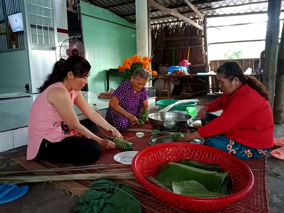 Tin nhanh - Thời khắc giao thừa và những hình ảnh đặc biệt khắp mọi miền (Hình 27).