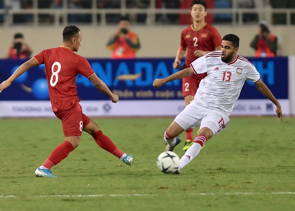 Thể thao - Trực tiếp bóng đá vòng loại WC 2022 Việt Nam vs UAE: Tiến Linh tung cú sút 'quỷ khốc thần sầu' xé toạc lưới UAE (Hình 3).