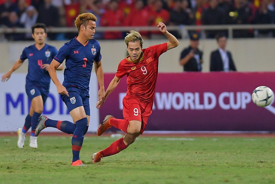 Thể thao - Trực tiếp bóng đá vòng loại WC 2022 Việt Nam vs Thái Lan:  Trọng tài lại không công nhận bàn thắng cho ĐTQG Việt Nam. (Hình 7).