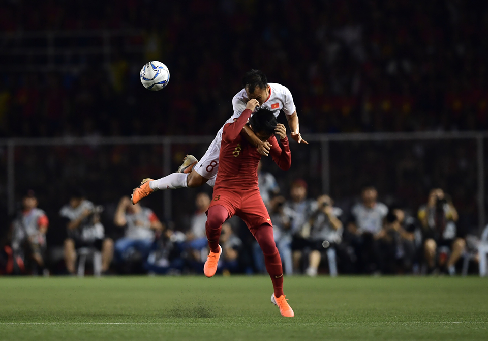 Thể thao - Trực tiếp bóng đá SEA Games 30 Việt Nam vs Indonesia: Hùng Dũng , Văn Hậu đá như siêu sao tầm cỡ  hạ  gục Indonesia (Hình 6).