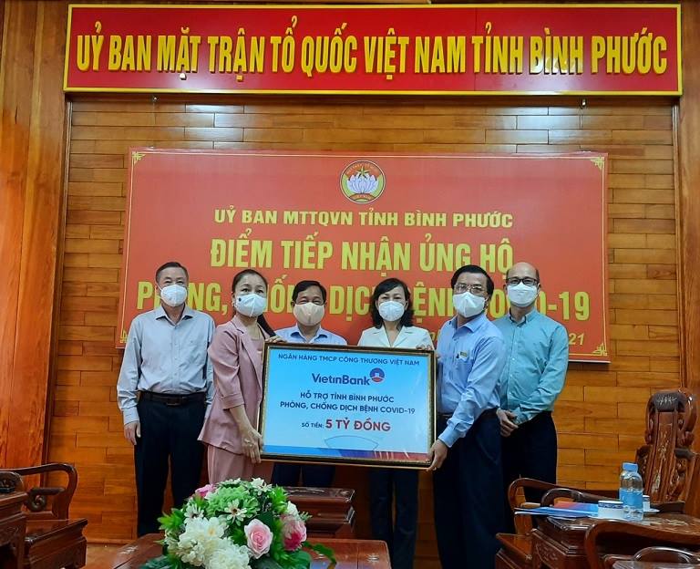 Tiêu dùng & Dư luận - VietinBank ủng hộ 5 tỷ đồng cho Bình Phước phòng, chống dịch COVID-19