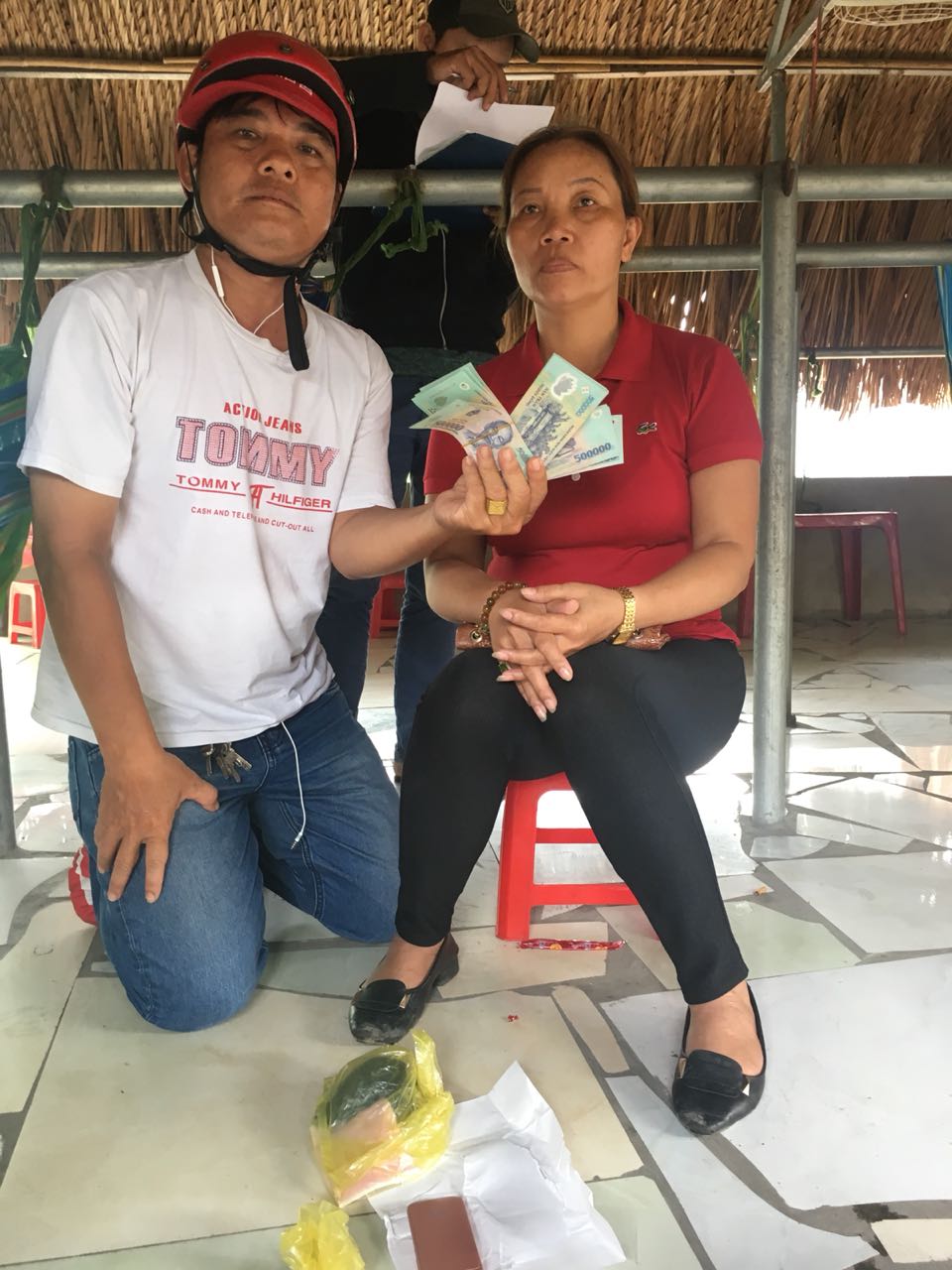 An ninh - H&igrave;nh sự - Bắt 'nữ qu&aacute;i' giả thầy b&ugrave;a ban ph&eacute;p tr&uacute;ng số độc đắc để lừa tiền 