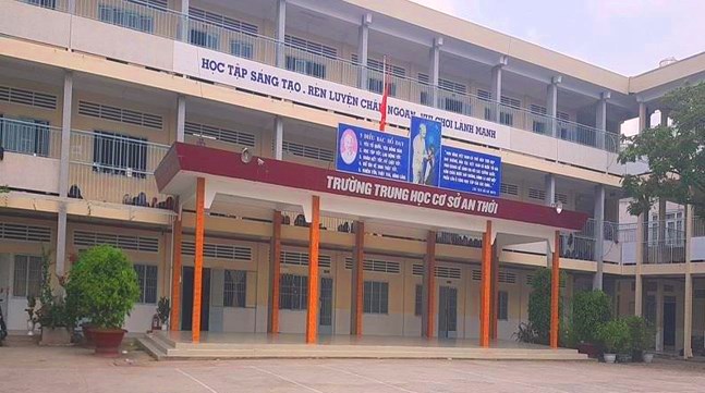 Gi&aacute;o dục - Th&ocirc;ng tin ch&iacute;nh thức vụ học sinh lớp 6 bị đ&aacute;nh hội đồng ngay tại trường