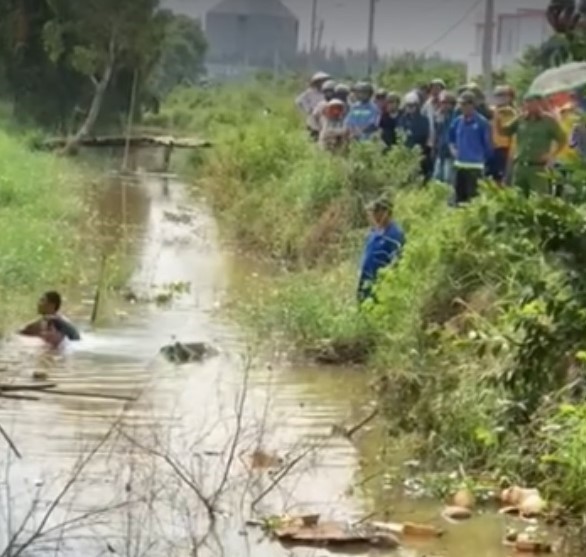 Tin nhanh - Nghi say xỉn, nam thanh niên gặp tai nạn, bắn tung lên trời rồi rơi xuống kênh tử vong