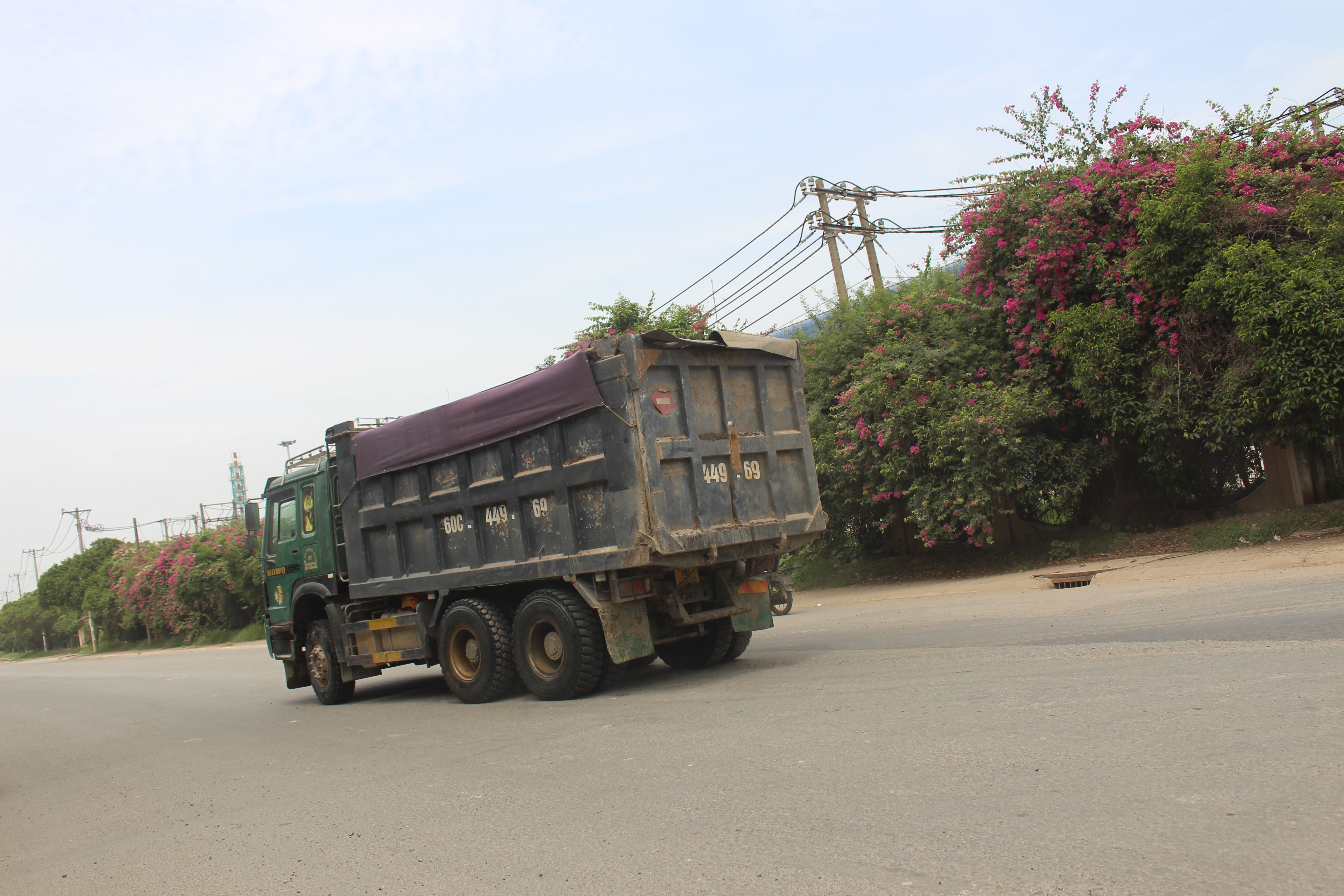 Dân sinh - Đồng Nai: Nhiều xe ben có dấu hiệu cơi nới 'vô tư' hoạt động