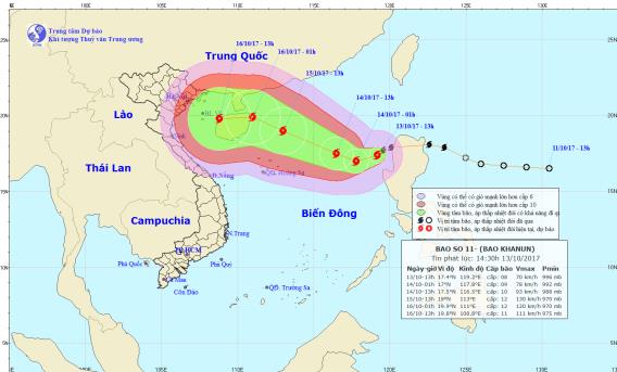 Xã hội - Bão số 11 tiếp tục mạnh lên, đi thẳng vào đất liền