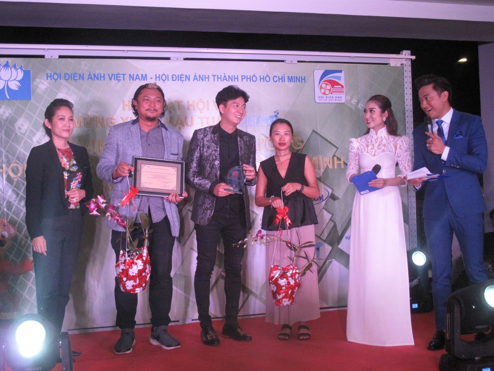 Sự kiện - Kaity Nguyễn, NSƯT Kim Xuân nhận giải thưởng hội Điện ảnh TP.HCM (Hình 3).