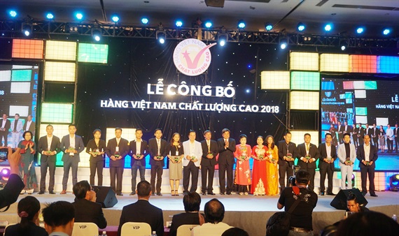 Tiêu dùng & Dư luận - Hàng Việt Nam chưa biết hợp tác đế cạnh tranh với hàng ngoại nhập