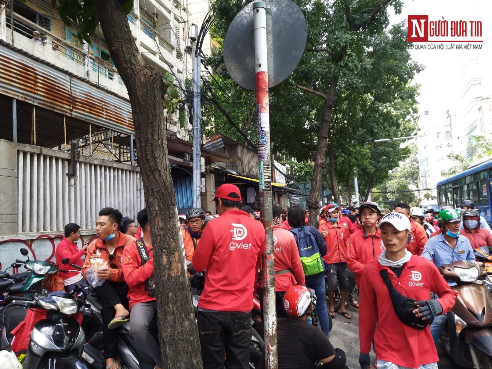 Tiêu dùng & Dư luận - Ngày thứ 2 tài xế đình công tập thể, hãng Go-Viet lên tiếng