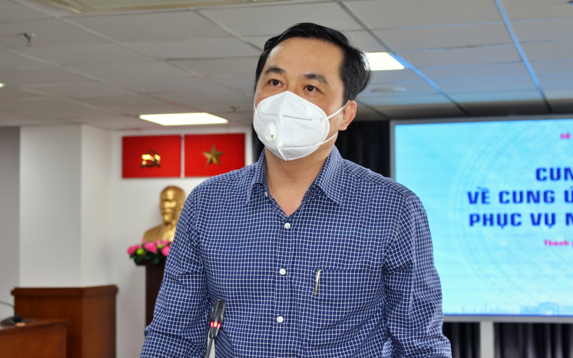 Tiêu dùng & Dư luận - Siêu thị TP.HCM mở cửa đến nửa đêm, đảm bảo không thiếu hàng