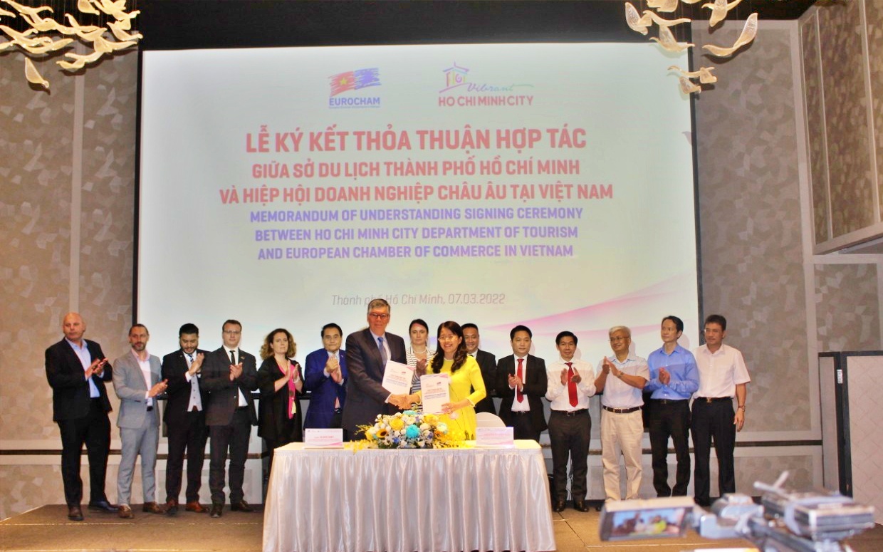 Tiêu dùng & Dư luận - Tp.HCM: Hàng không và du lịch dồn sức hợp tác đón khách quốc tế