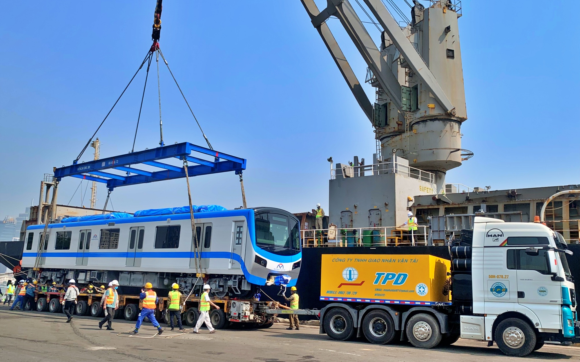 Dân sinh - Tp.HCM: Nhập khẩu thêm 2 đoàn tàu tuyến Metro Bến Thành – Suối Tiên