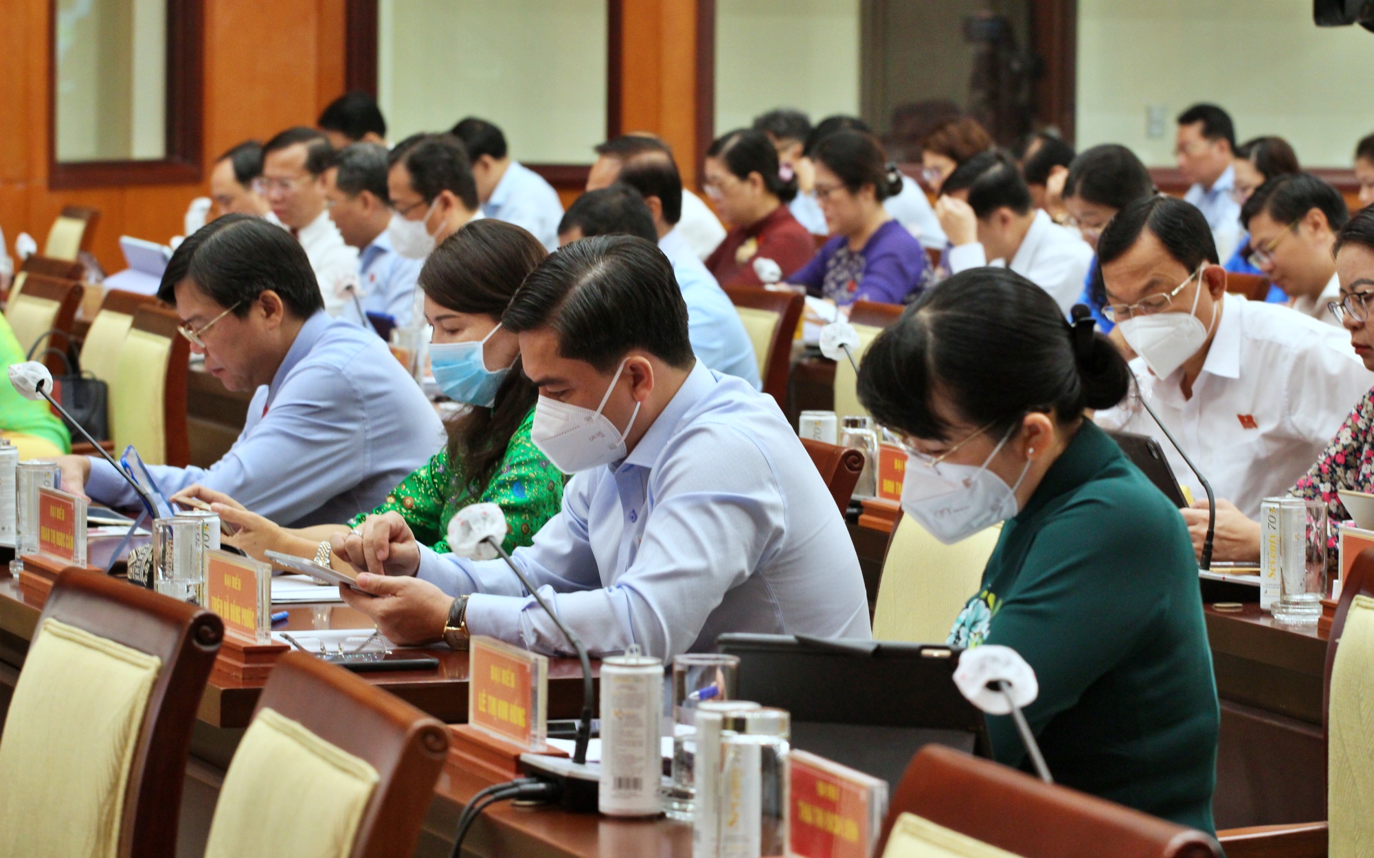 Sự kiện - HĐND Tp.HCM chất vấn Giám đốc Sở Xây dựng về nhà ở xã hội