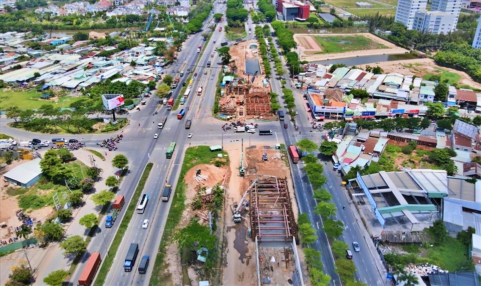 Chuẩn bị thi công đoạn đường hơn 800 mét "mắc kẹt" 10 năm ở Quảng Ngãi- Ảnh 4.