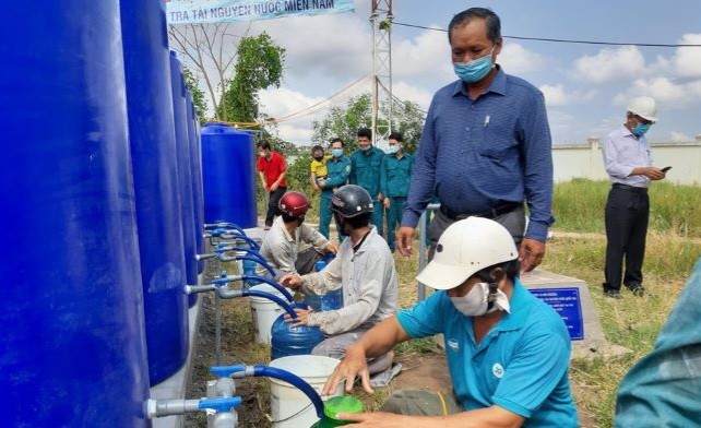 Dân sinh - Cà Mau: Thiếu nước sạch ảnh hưởng nghiêm trọng đến đời sống người dân (Hình 3).