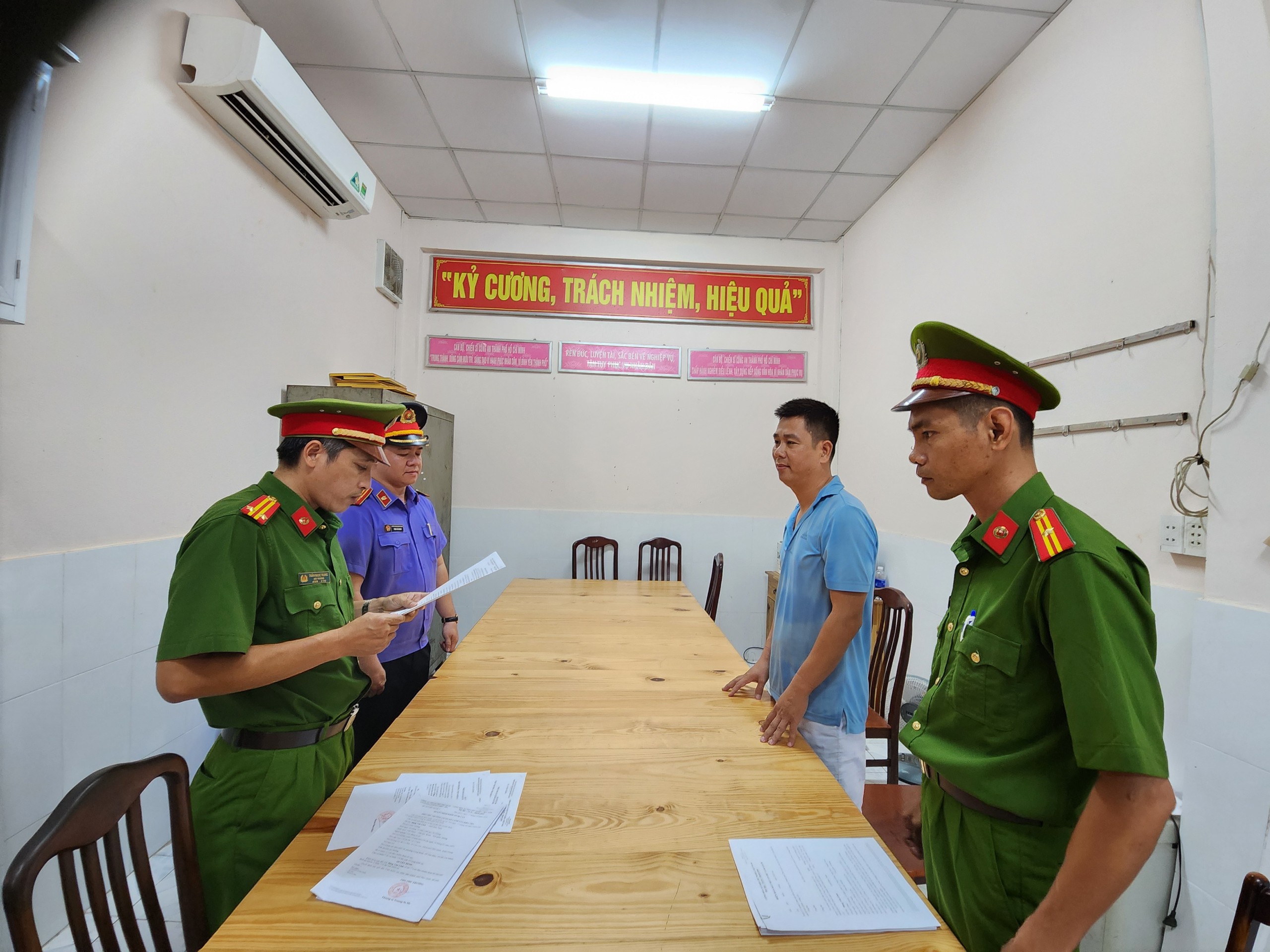 An ninh - Hình sự - Kiên Giang: Bắt giữ nhóm đối tượng lập dự án 'ma” lừa đảo ở Phú Quốc