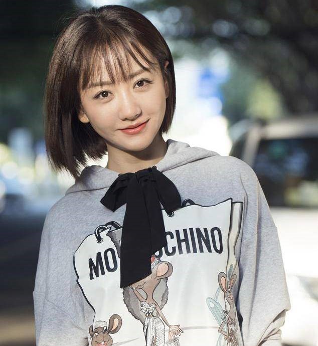 Giải tr&iacute; - N&agrave;ng tiểu hoa 'lười nhất showbiz' sau 25 năm vẫn trẻ đẹp, bỏ cả bom tấn 1.000 tỷ v&igrave; gh&eacute;t dậy sớm