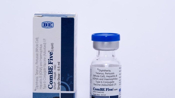 Sức khỏe - Cục Quản lý dược yêu cầu khẩn trương kiểm định vắc xin ComBE Five
