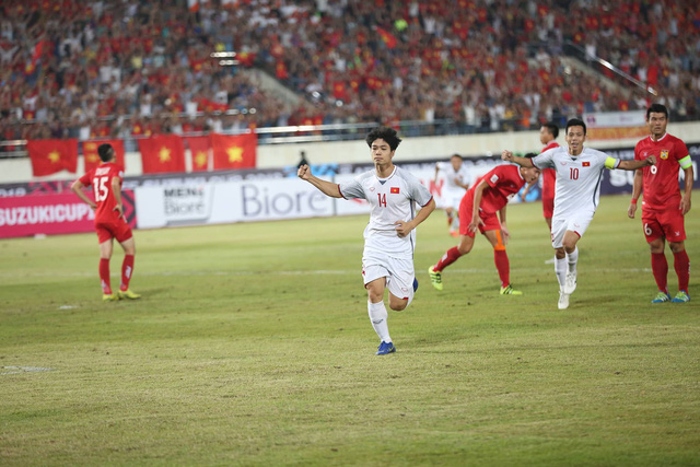 Thể thao - Trực tiếp bóng đá AFF Cup 2018 Việt Nam - Lào: Công Phượng, Anh Đức, Quang Hải lập công (Hình 13).