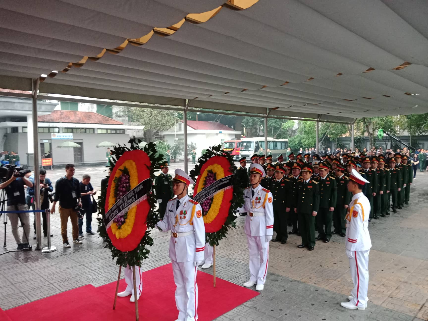 Tin nhanh - Cử hành trọng thể lễ Quốc tang nguyên Chủ tịch nước Lê Đức Anh (Hình 51).