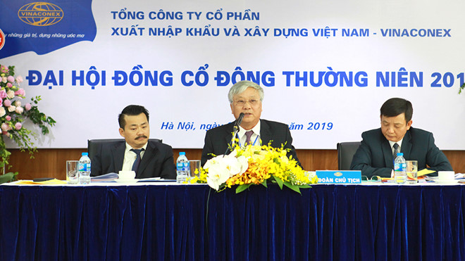 Đầu tư - Chủ tịch Vinaconex được quyền tự quyết gần 1.000 tỷ: Nếu ký sai ai là người chịu thiệt?