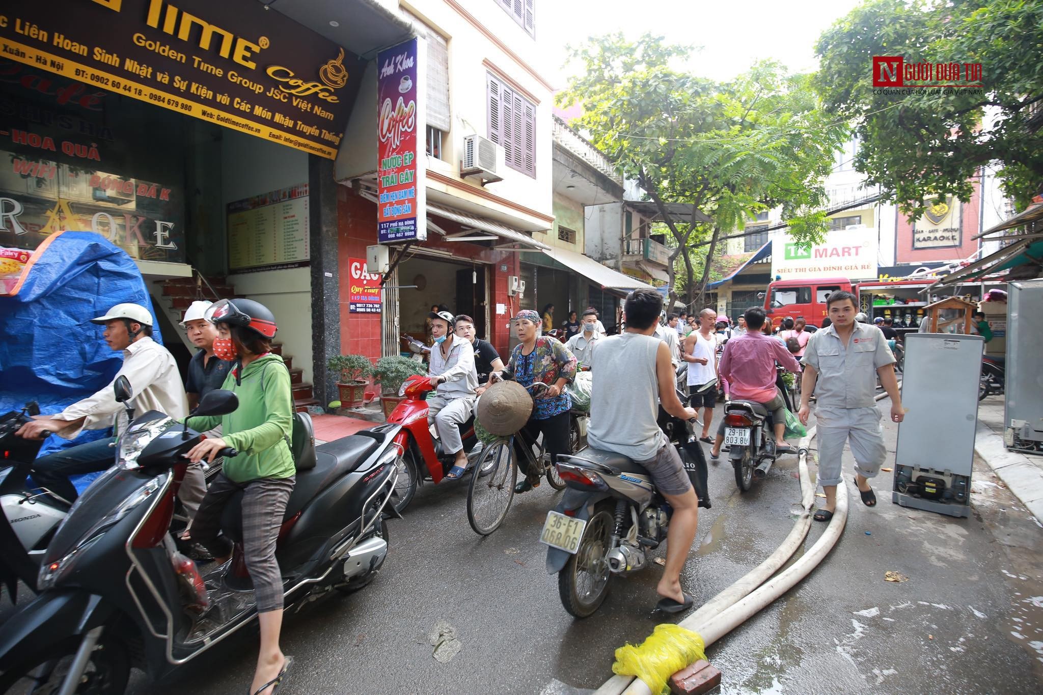 Tin nhanh - Xót xa khung cảnh tan hoang sau vụ cháy nhà máy phích nước Rạng Đông  (Hình 17).