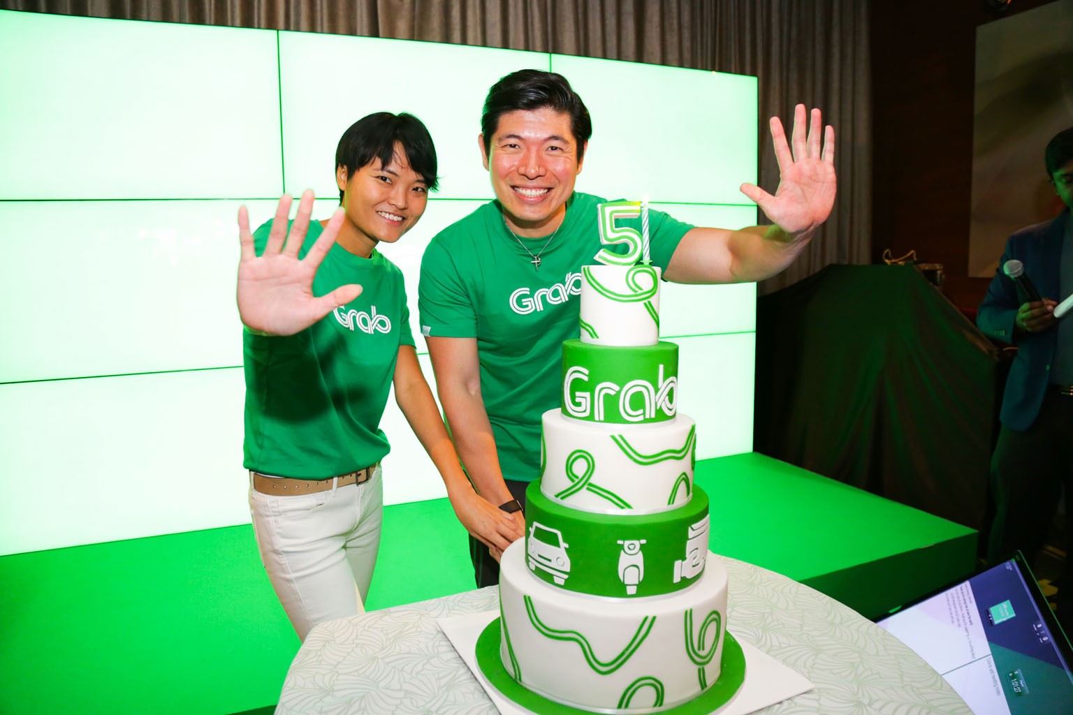 Thế giới - CEO Grab: Từ ý tưởng kinh doanh với cô bạn đồng khoá đến kỳ lân công nghệ 40 tỷ USD (Hình 2).