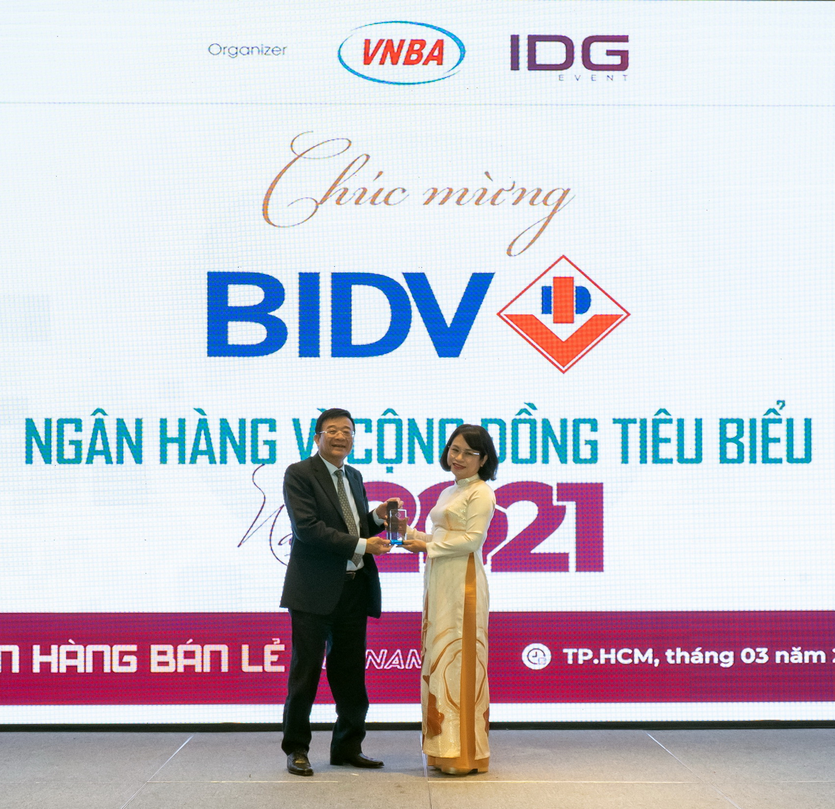 Kinh tế - BIDV nhận đồng thời 04 giải thưởng Ngân hàng Việt Nam Tiêu biểu (Hình 4).