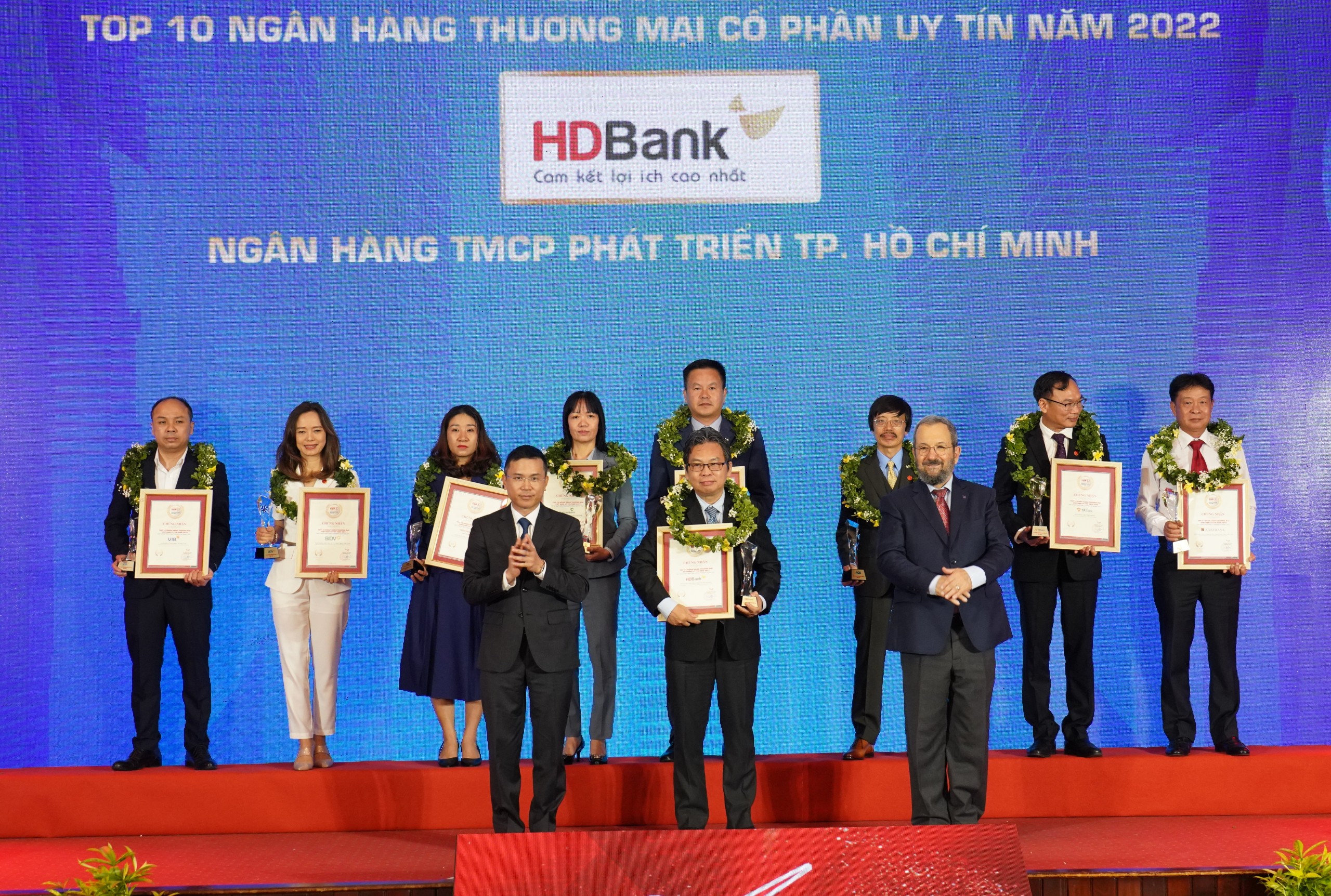 Kinh tế - HDBank liên tiếp vào Top đầu ngân hàng TMCP uy tín