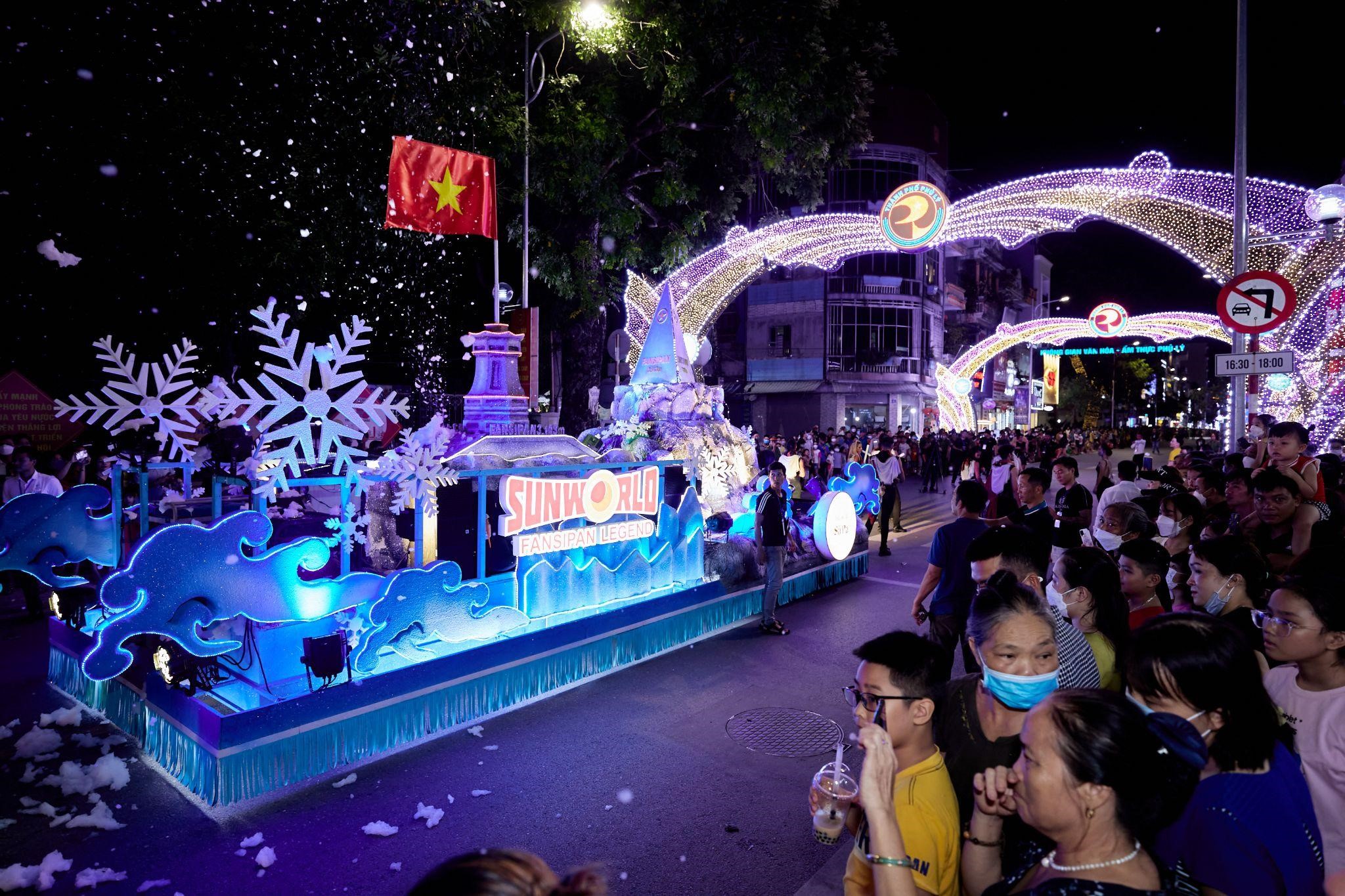 Kinh tế - Những sắc màu mê hoặc tại Lễ hội đường phố Carnival Hà Nam (Hình 4).