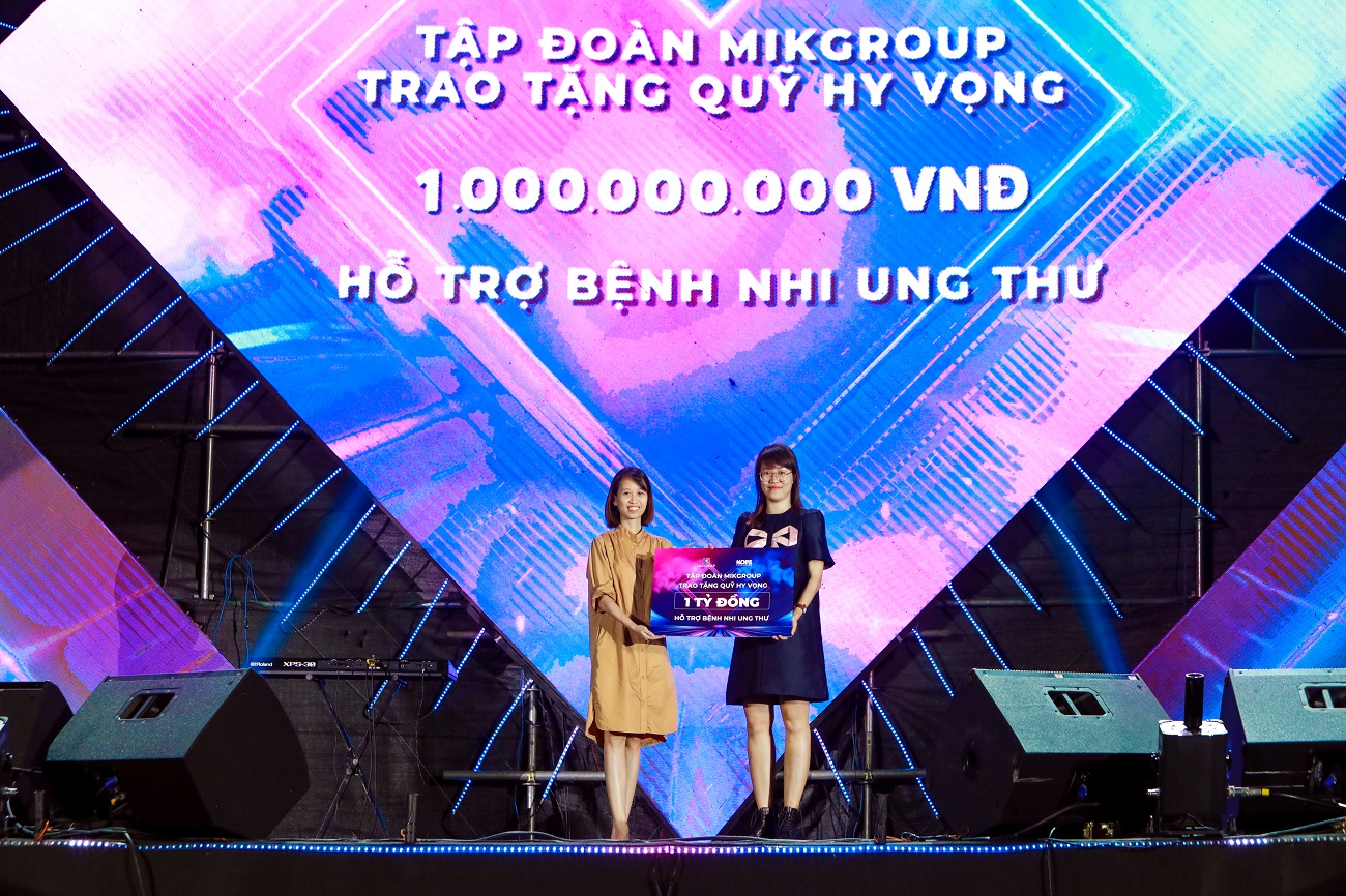 Kinh tế - Đức Phúc và Min cháy hết mình trong nhạc hội chào mừng cư dân Imperia Smart City  (Hình 4).