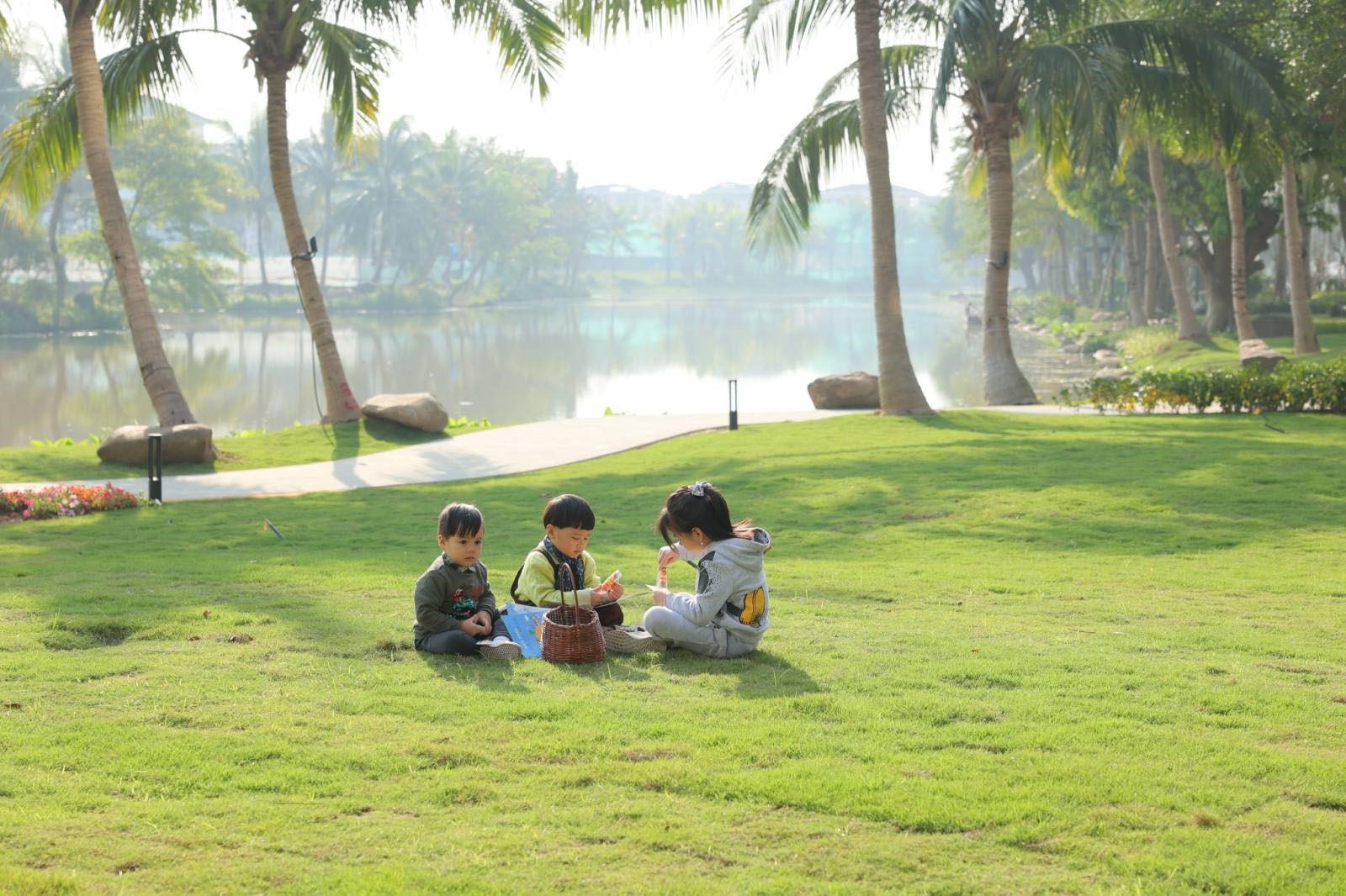 Kinh tế - Ecopark đưa vào hoạt động cung đường dạo bộ đẹp nhất miền Bắc (Hình 8).