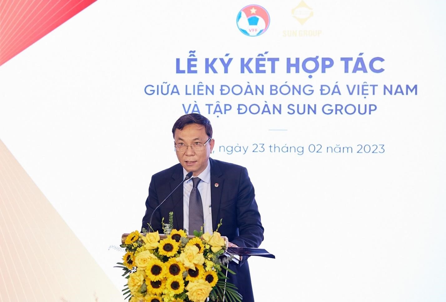 Kinh tế - Tập đoàn Sun Group hợp tác với VFF cùng phát triển bóng đá Việt Nam  (Hình 3).