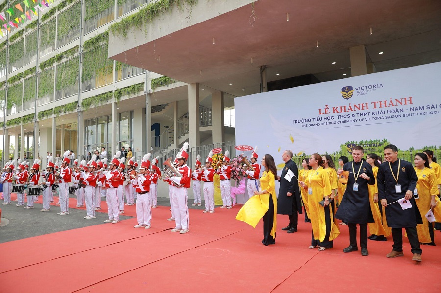 Cần biết - Trường Tiểu Học-THCS-THPT Khải Hoàn - Nam Sài Gòn (Victoria School) khánh thành (Hình 3).