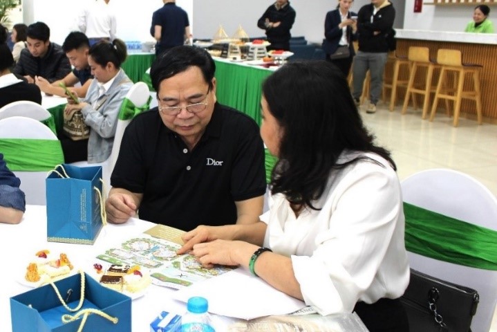 Kinh tế - C&aacute;c chủ nh&acirc;n tương lai trải nghiệm sống chuẩn xanh hiện đại tại tổ hợp chung cư Le Grand Jardin (H&igrave;nh 2).