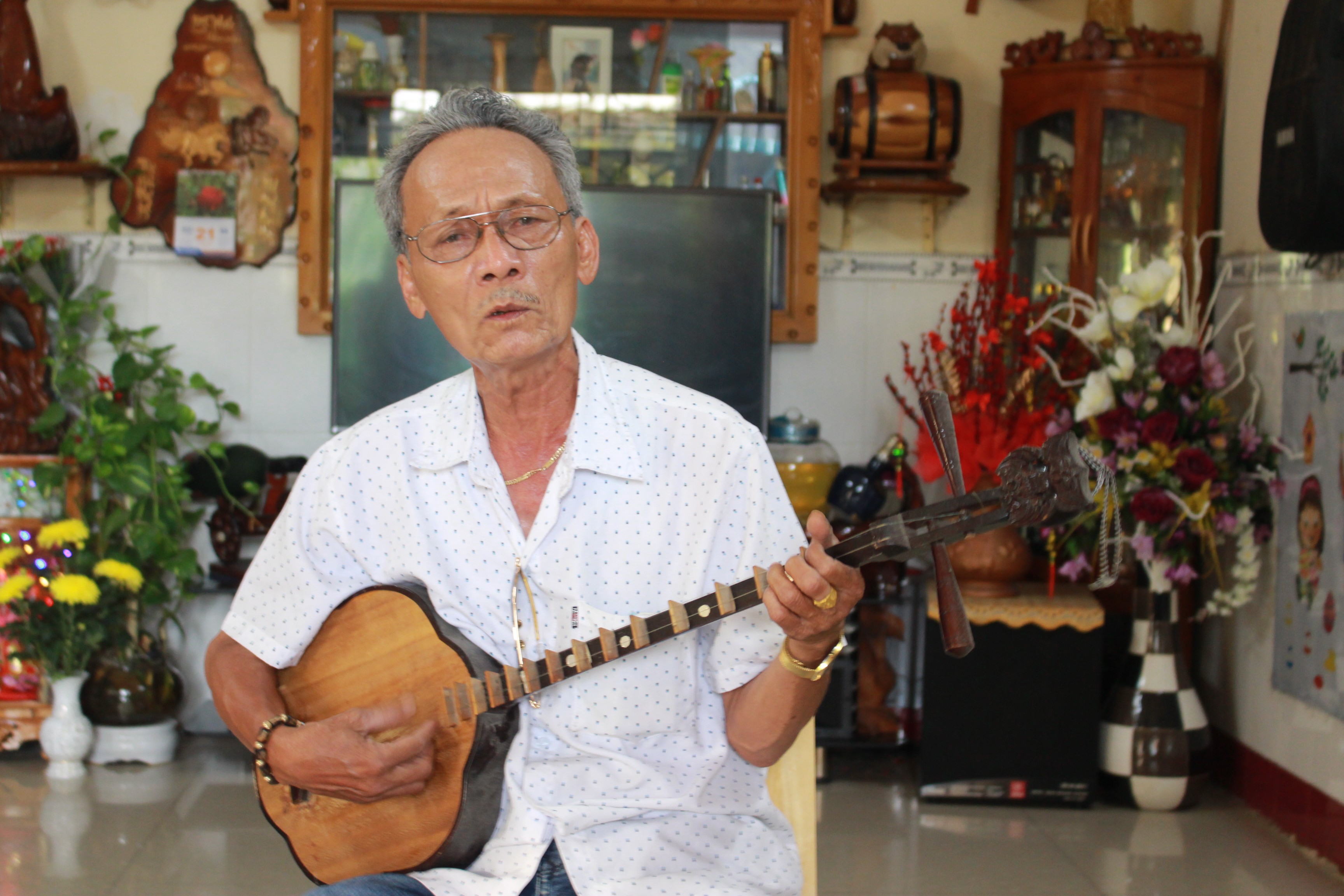 Văn hoá - Chuyện về người lặng thầm “truyền lửa” bài chòi ở Khánh Hòa (Hình 2).