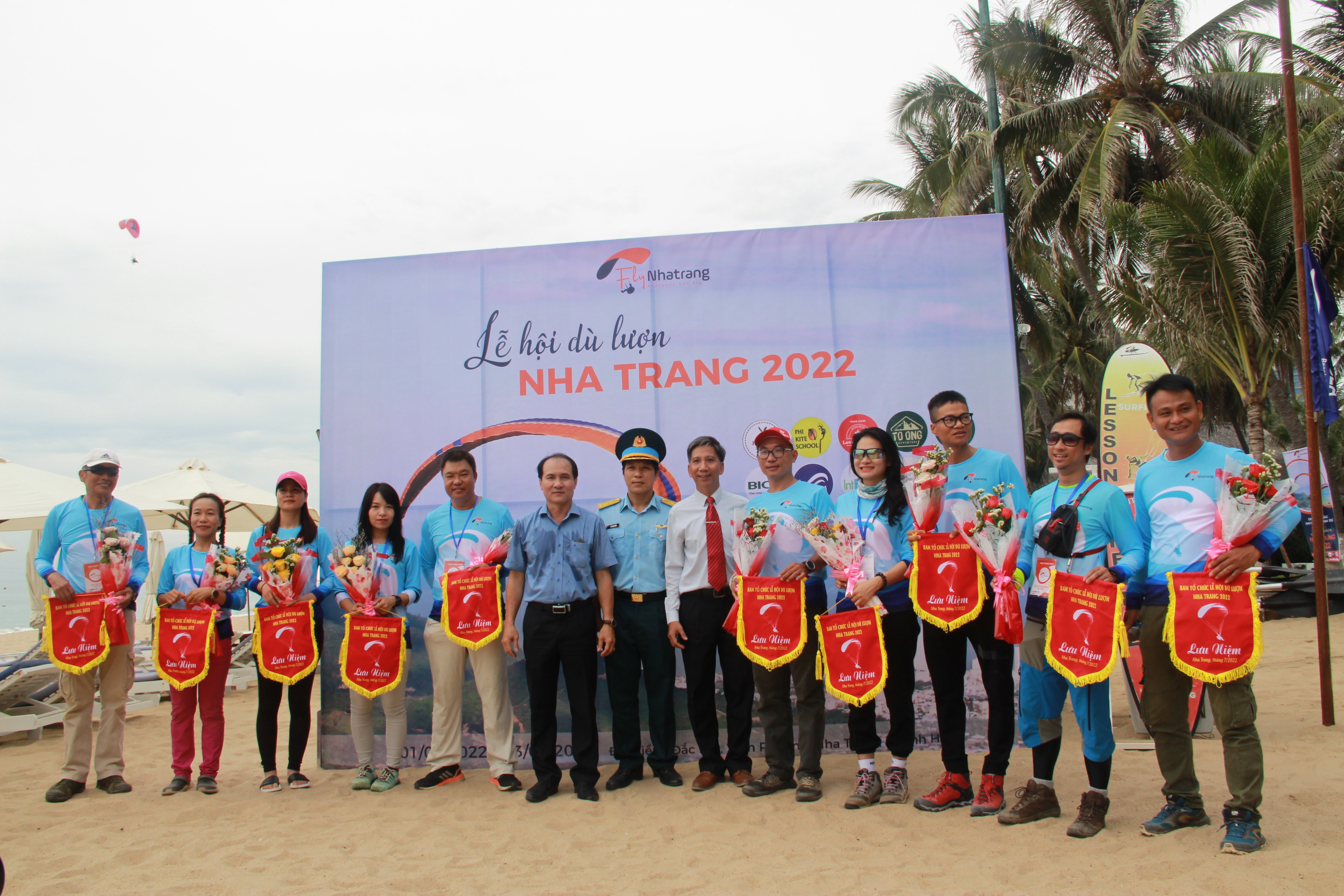 Dân sinh - 80 phi công tham gia Lễ hội dù lượn Nha Trang năm 2022