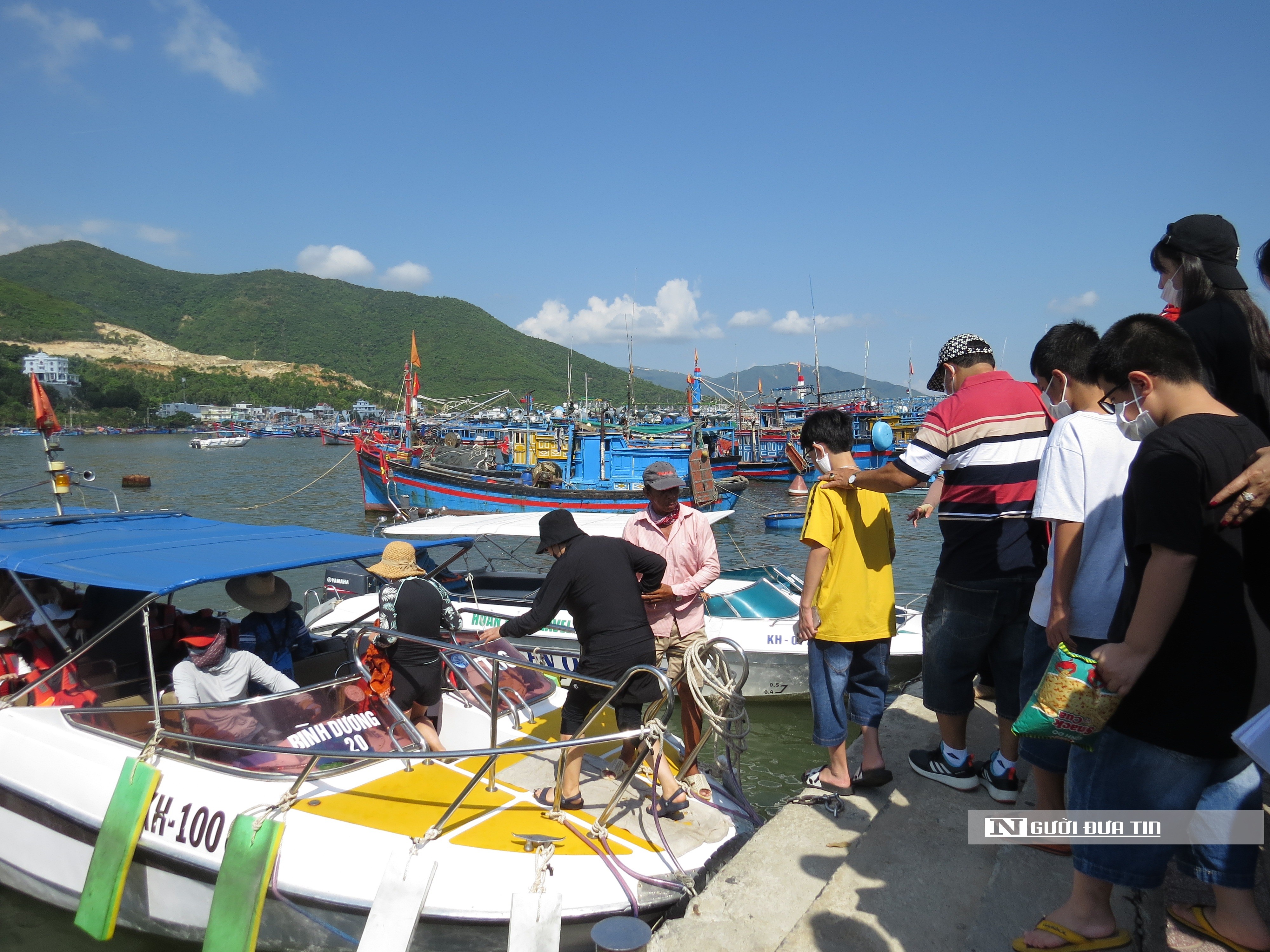 Dân sinh - Khánh Hòa: Vì sao Bến tàu du lịch Nha Trang thường ùn ứ giao thông?