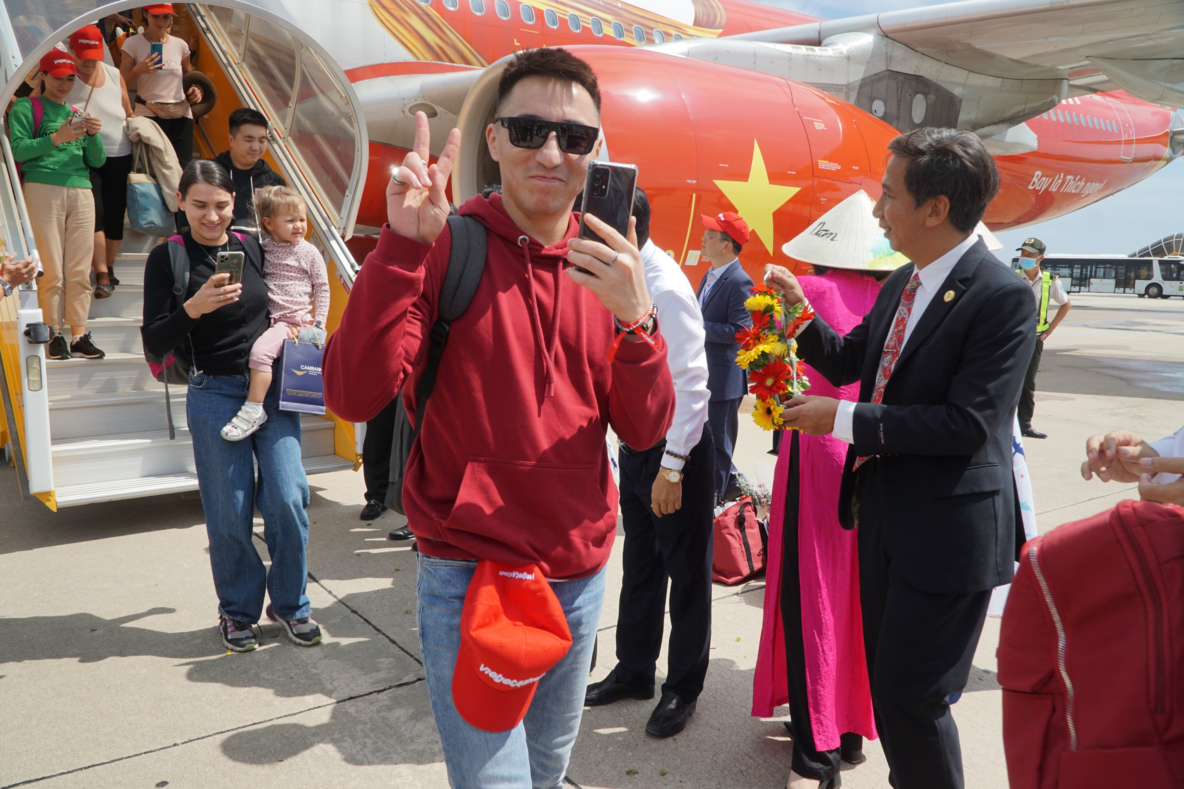 Tiêu dùng & Dư luận - Khai trương đường bay thẳng kết nối Nha Trang với Almaty, Kazakhstan (Hình 3).