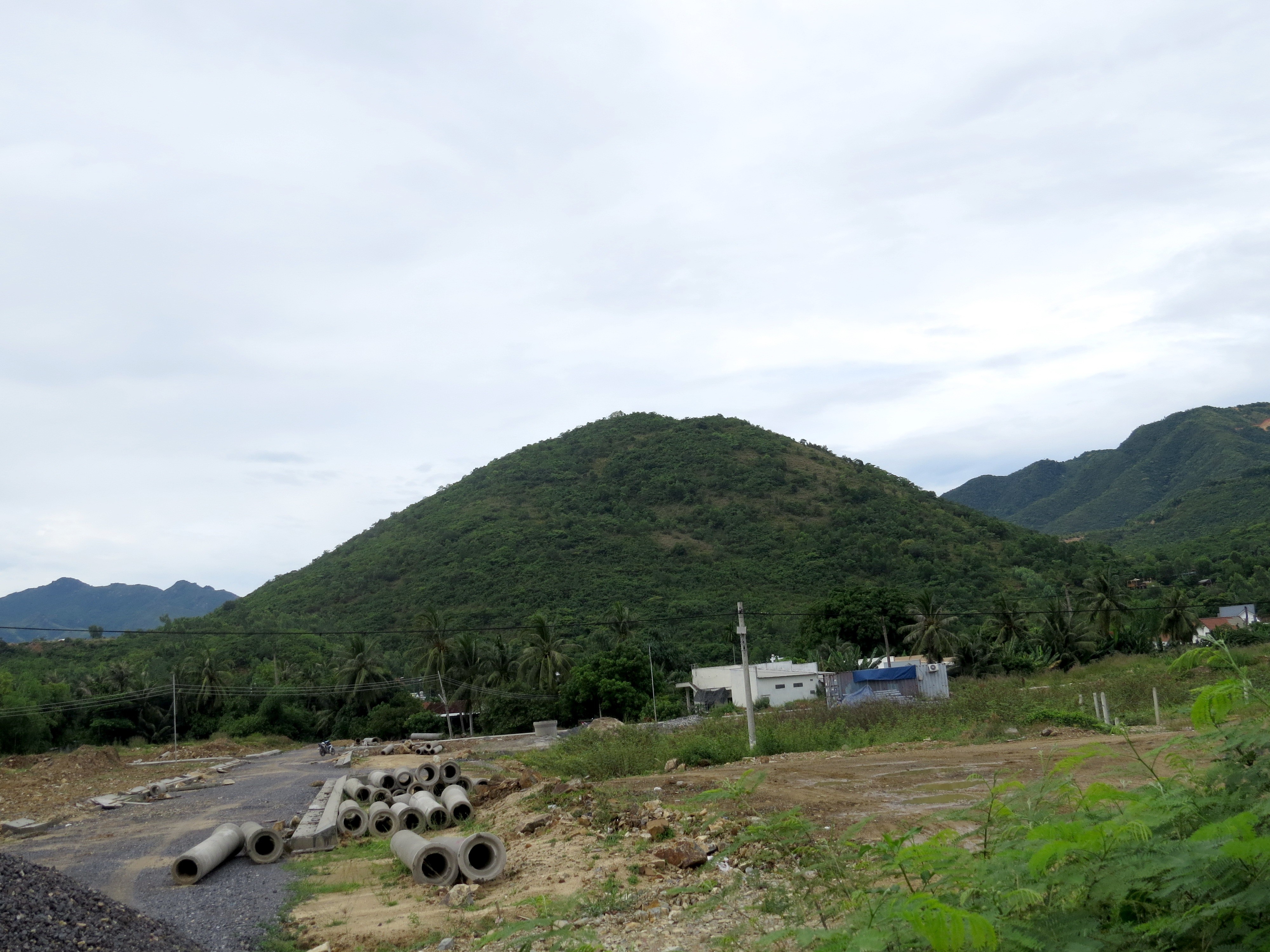 Sự kiện - Tp.Nha Trang: Tăng cường quản lý đất đai, khoáng sản và môi trường (Hình 2).