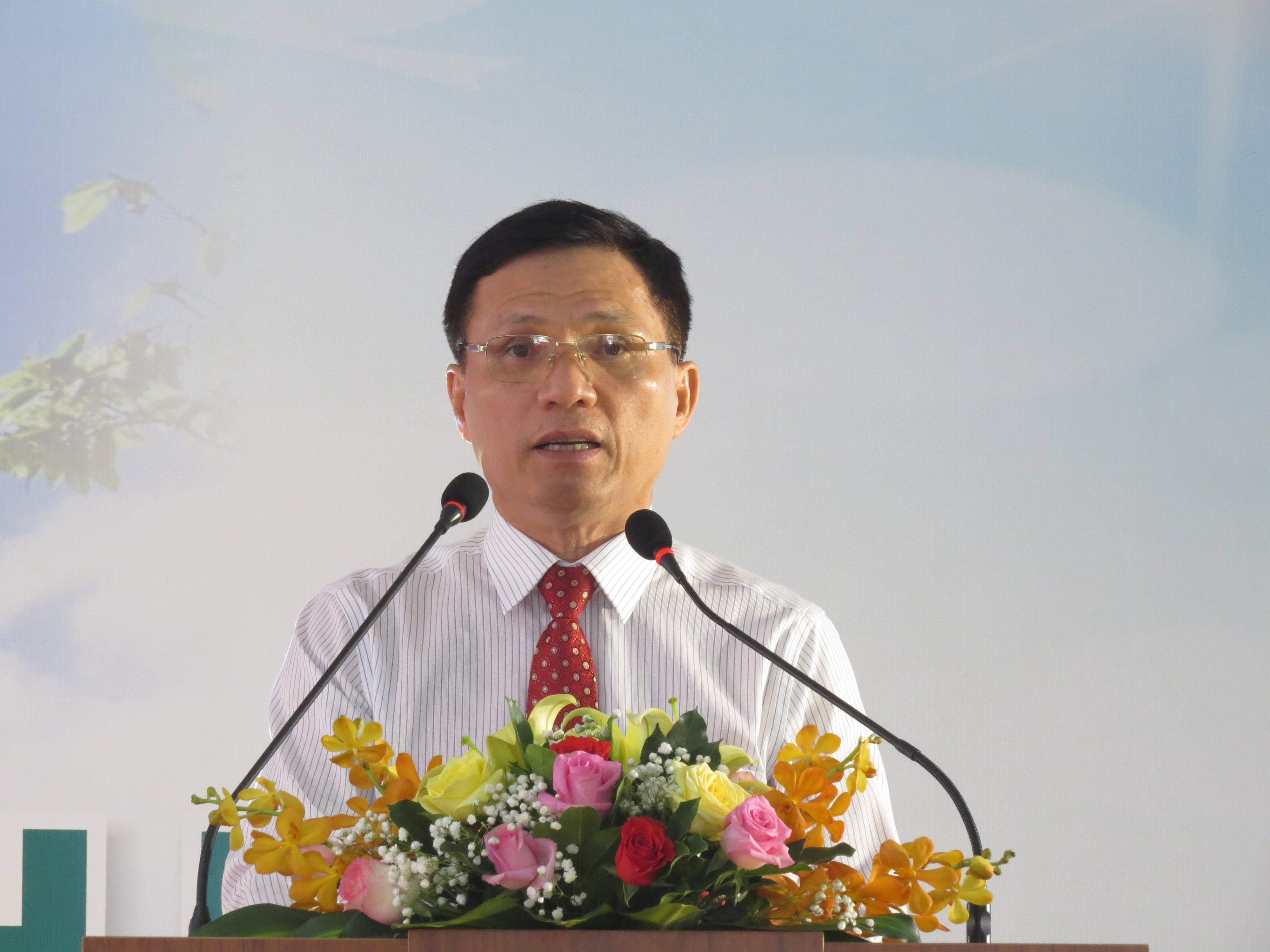 Sự kiện - Phó Chủ tịch nước dự khánh thành Bệnh viện Ung bướu tỉnh Khánh Hòa (Hình 2).