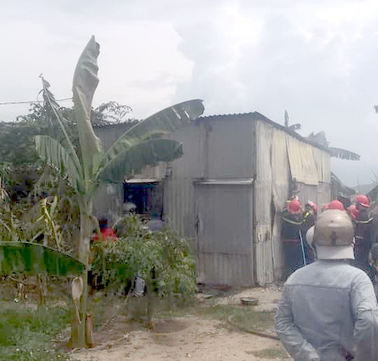 An ninh - Hình sự - Khánh Hòa: Điều tra vụ cháy nhà ở Ninh Hòa khiến một phụ nữ tử vong