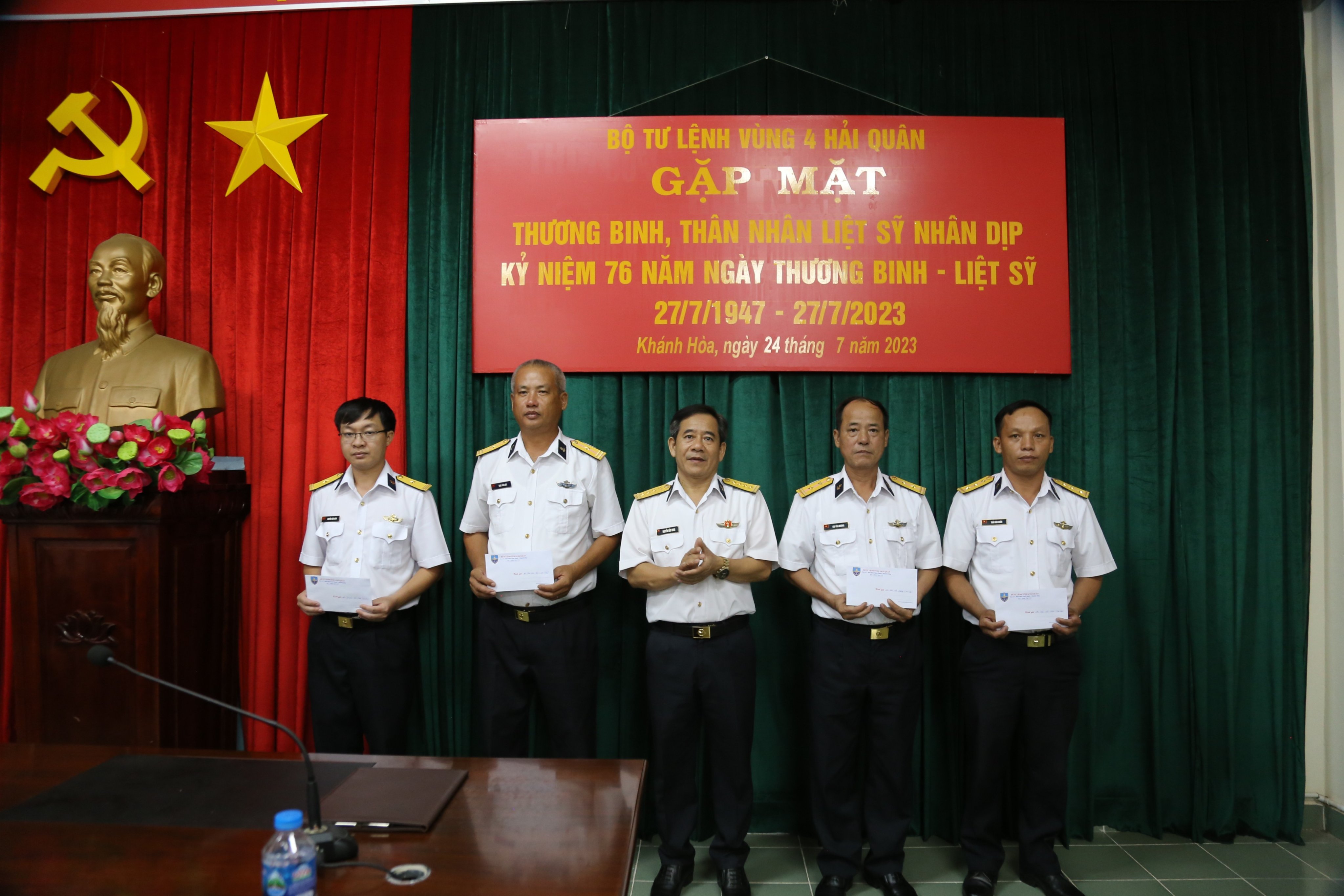 Dân sinh - Các đơn vị ở tỉnh Khánh Hòa tổ chức nhiều hoạt động tri ân dịp 27/7 (Hình 2).
